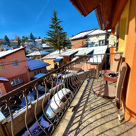 Apartment Twin With Balcony In Old Town Sarajevo