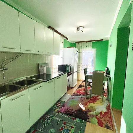 Apartment For 7 People In The City Center *
