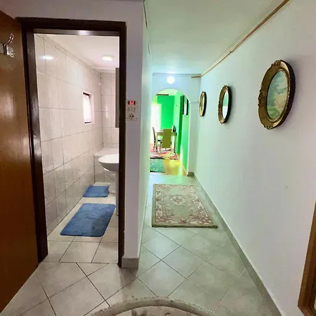 Appartement Apartment For 7 People In The City Center Sarajevo