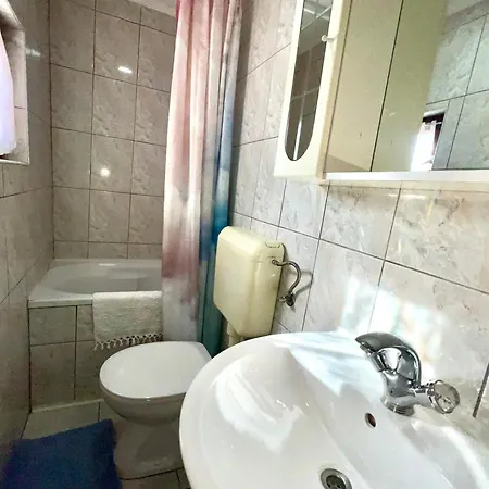 Apartment For 7 People In The City Center * Sarajevo