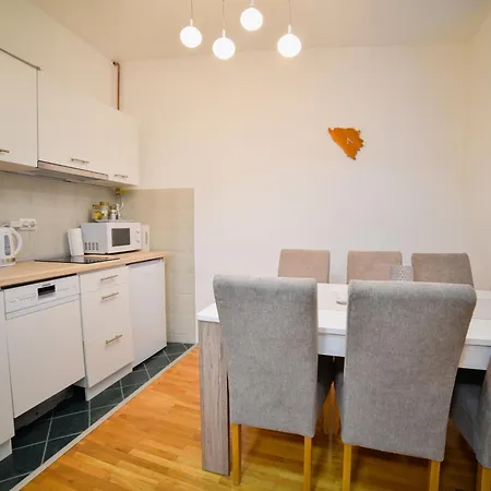 Apartment In Center - Great Location! Apartment Sarajevo