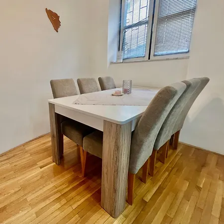 Apartment In Center - Great Location! *