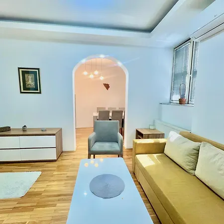 Apartment In Center - Great Location! * Sarajevo
