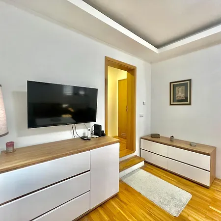 Apartment In Center - Great Location! * Sarajevo