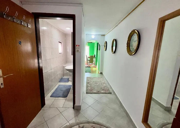 Twin With Balcony In Old Town 公寓