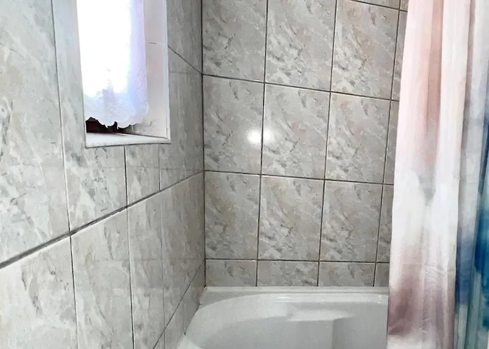 Twin With Balcony In Old Town