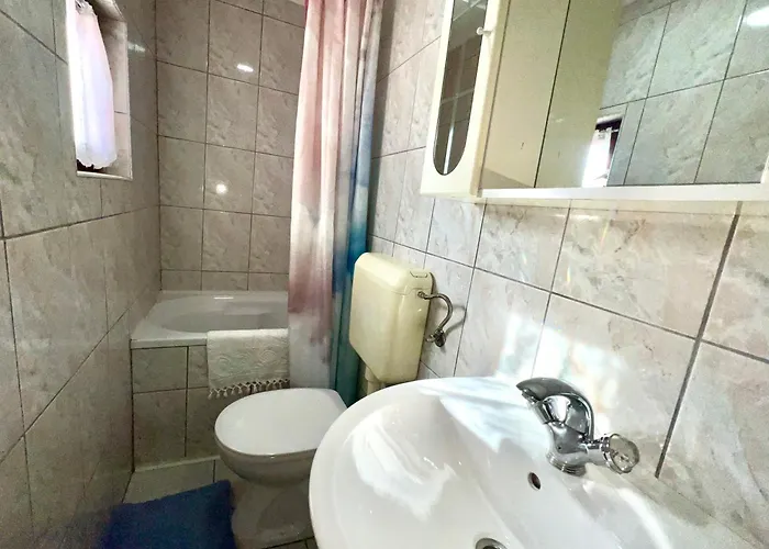 Twin With Balcony In Old Town * سراييفو