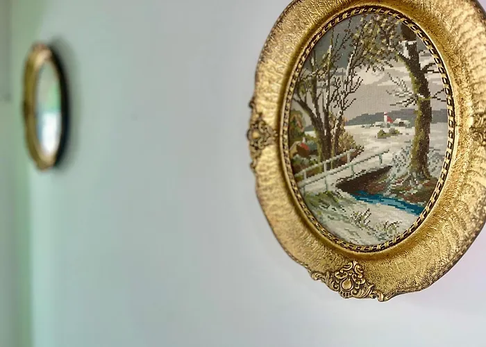 Twin With Balcony In Old Town